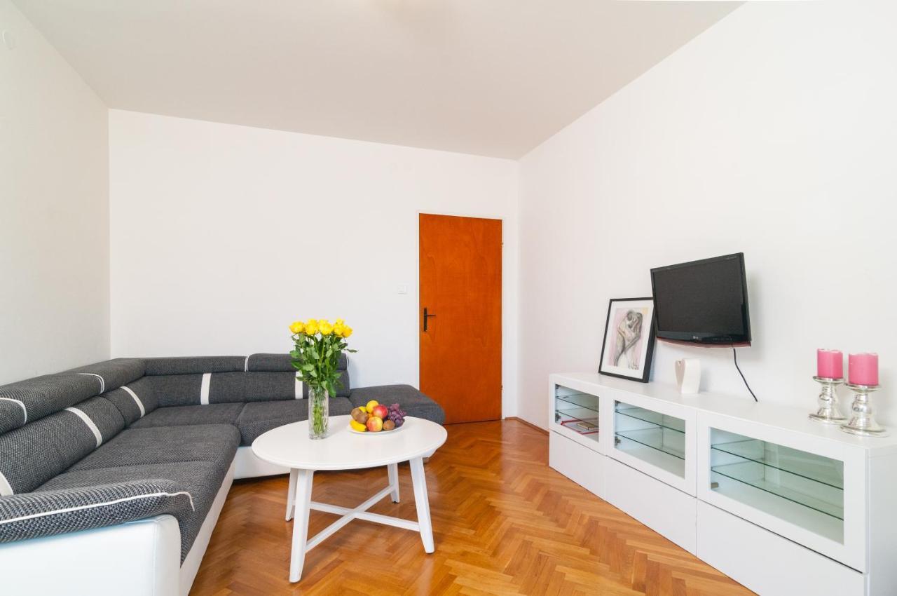 Apartment Victoria Omiš Exteriér fotografie